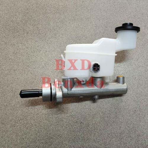 210A0112适用TOYOTA Hilux Vigo KUN26 3.0L 4WD RHD刹车总泵