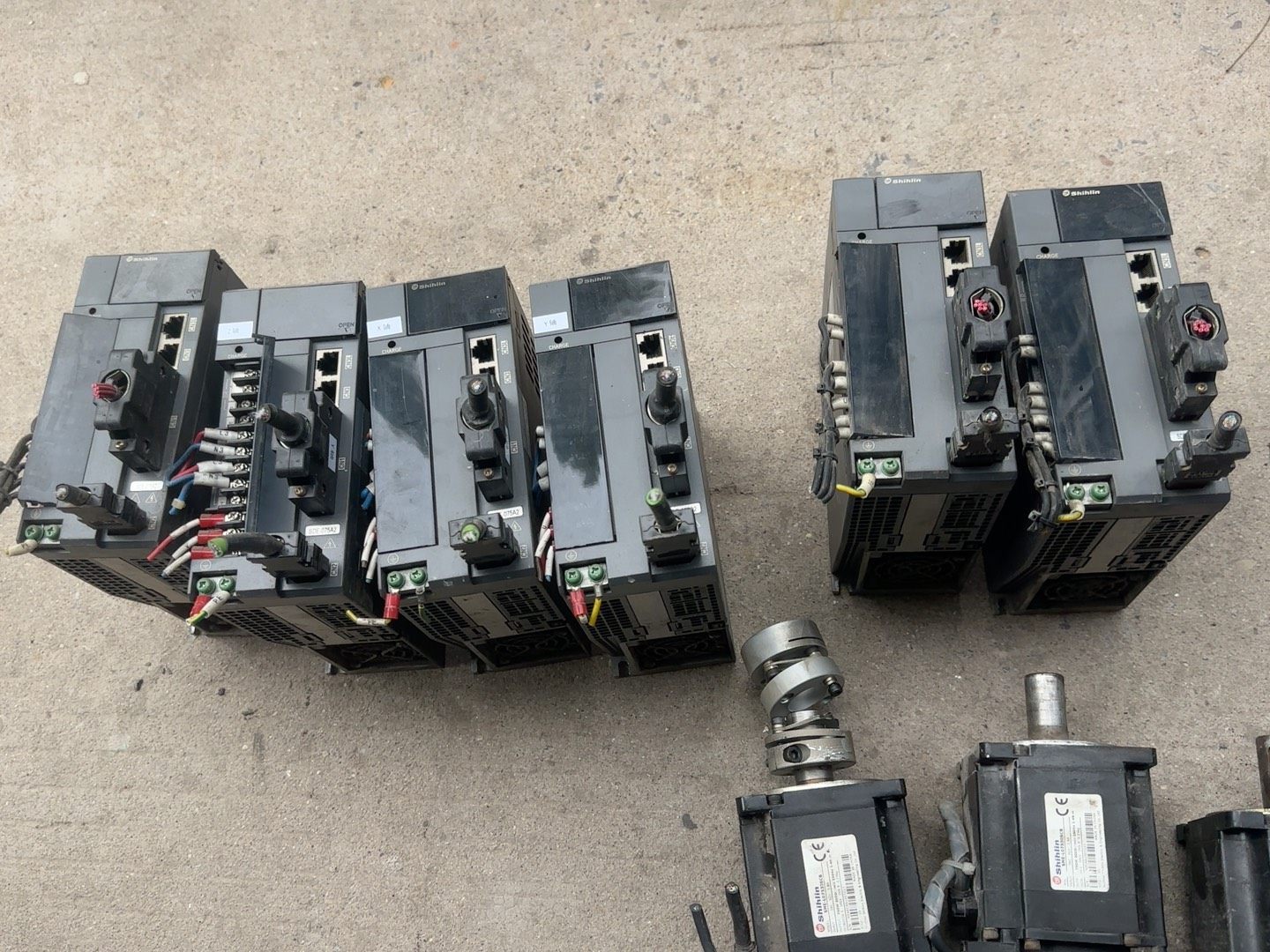 台湾士林驱动器电机拆机