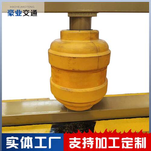 旋转桶护栏 高速公路国道弯道抗冲击护拦F撞桶滚筒式防撞栏杆围栏