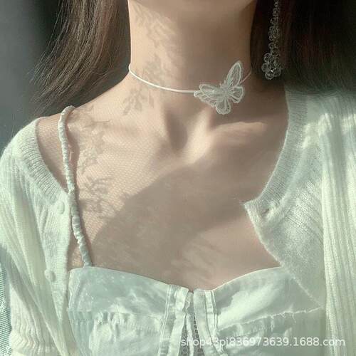 Three-dimensional Butterfly Necklace Niche Design Choker Col