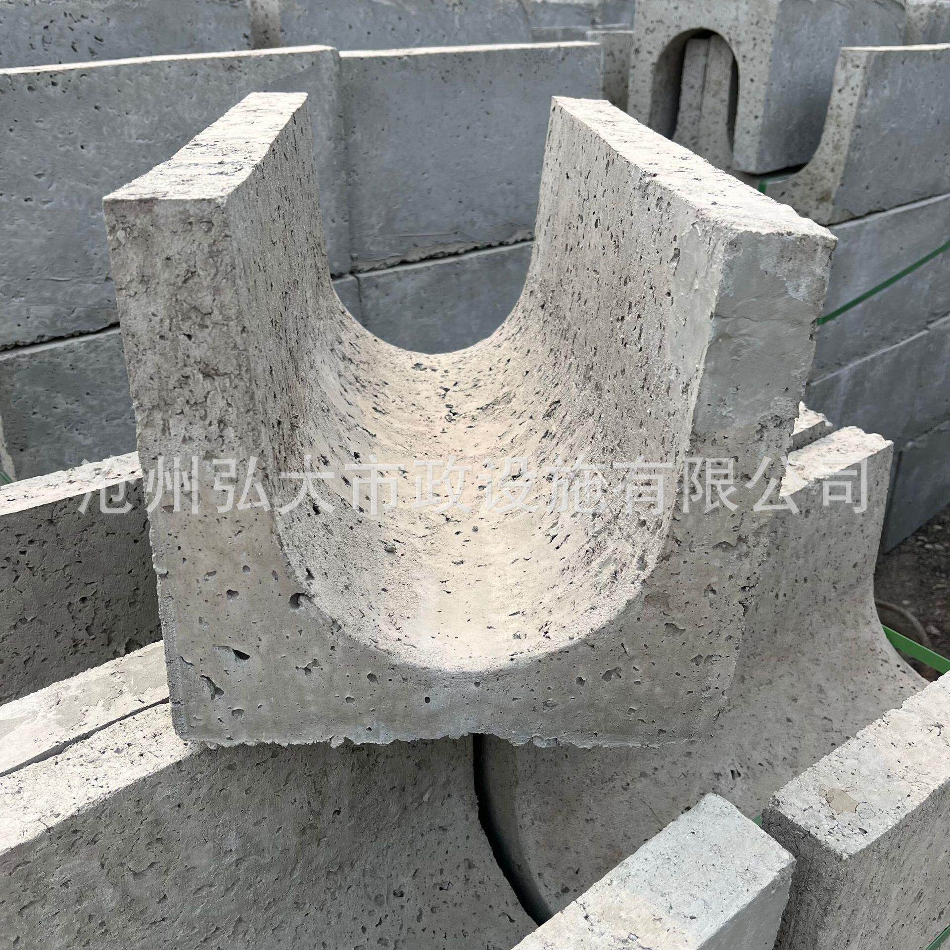 河北混凝土预制排水沟U型排水槽农田灌溉水渠现货供应水泥水槽