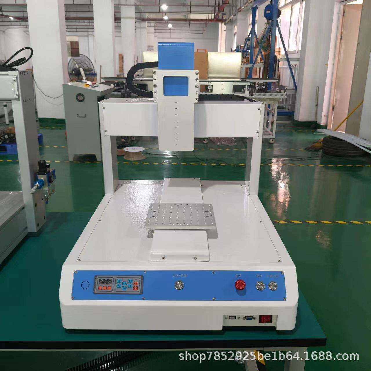 BBA三轴运动平台自动点胶机自装胶阀治具内部设有程序开机可使用