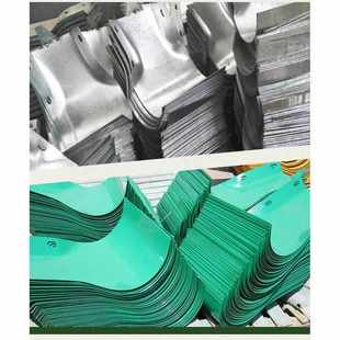 厂家直销护栏端头公路波形防撞护栏中央端头热镀锌喷塑护栏端部头