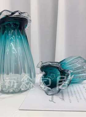 高端湖水蓝琉璃花瓶 轻奢高级感侘寂风玻璃艺术抽象花器摆件