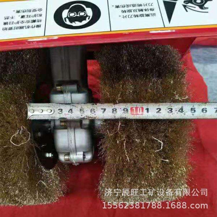 手推式钢板除锈机电动钢刷抛光清理翻新机钢板清灰除锈机