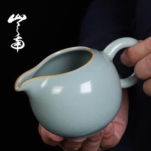 汝窑公道杯可养开片蝉翼纹匀杯陶瓷大号茶海茶具茶道配件分茶器