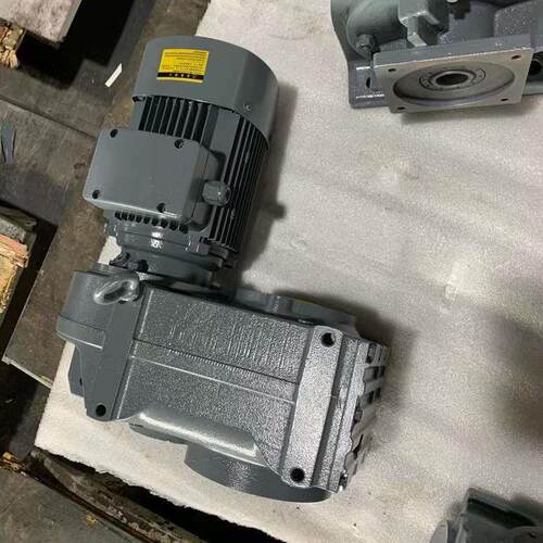 P142-5 锥齿OSR向器R47-Y 0.75KW-35.07-FM6-180减速电换机