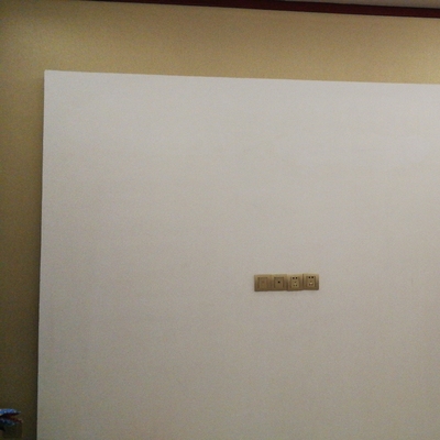 来比下投影仪明基和坚果i6哪个好，优缺点区别是？