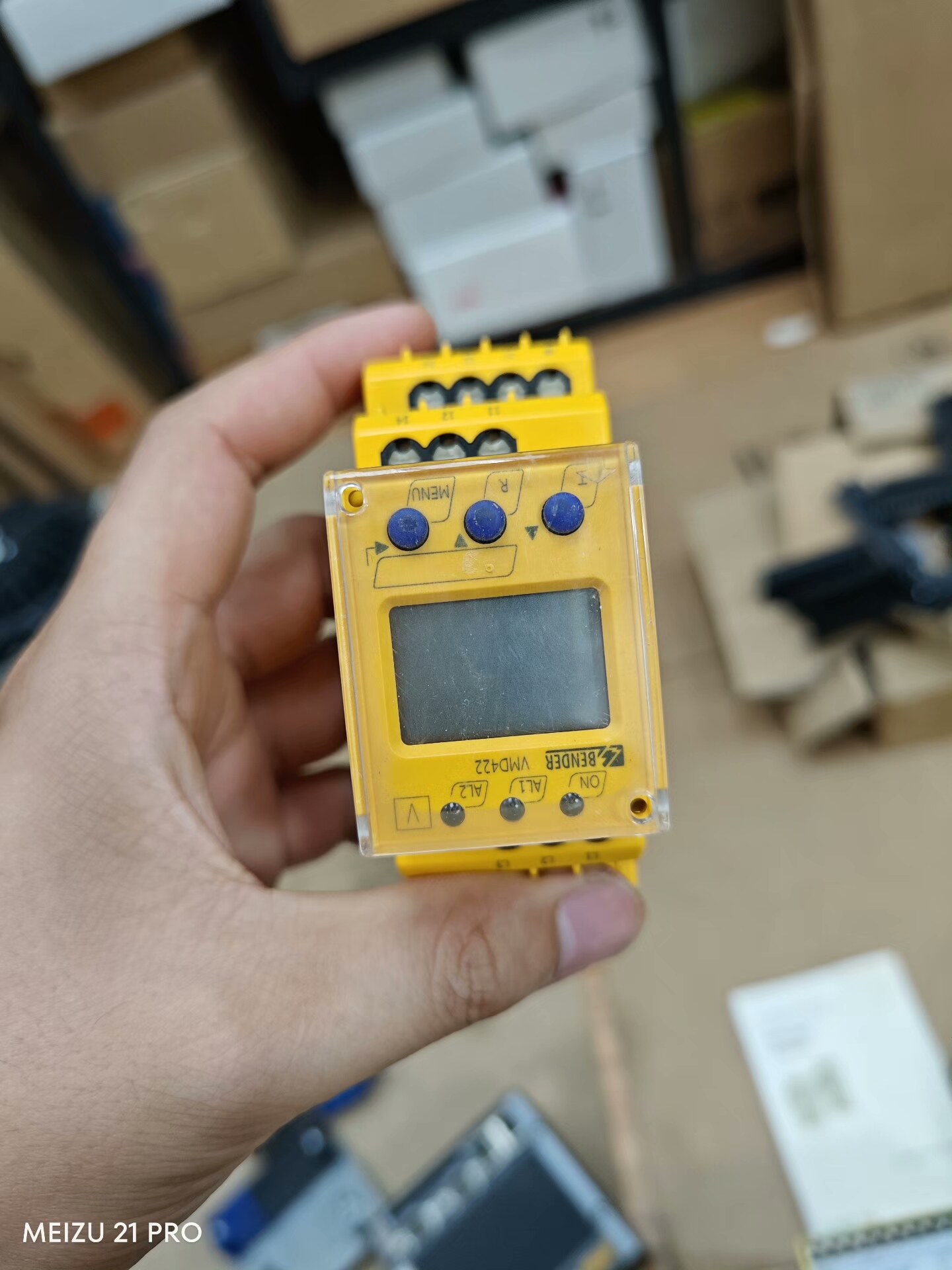 VMD422-D-2   BENDER模块原装拆机，成色还可