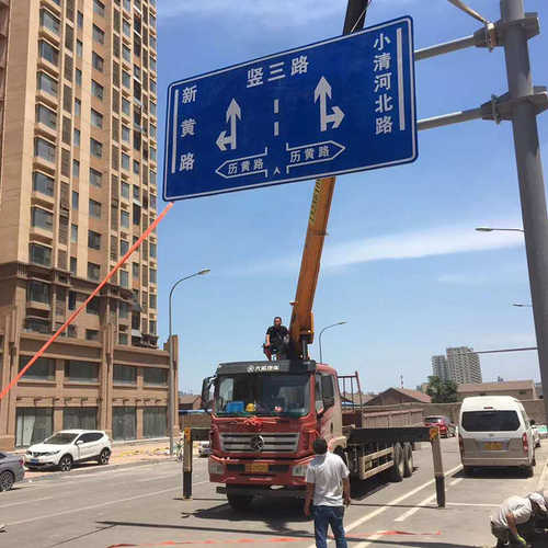 悬臂交通标志杆厂家单柱型双悬臂安全标志杆T型道路交通标志杆