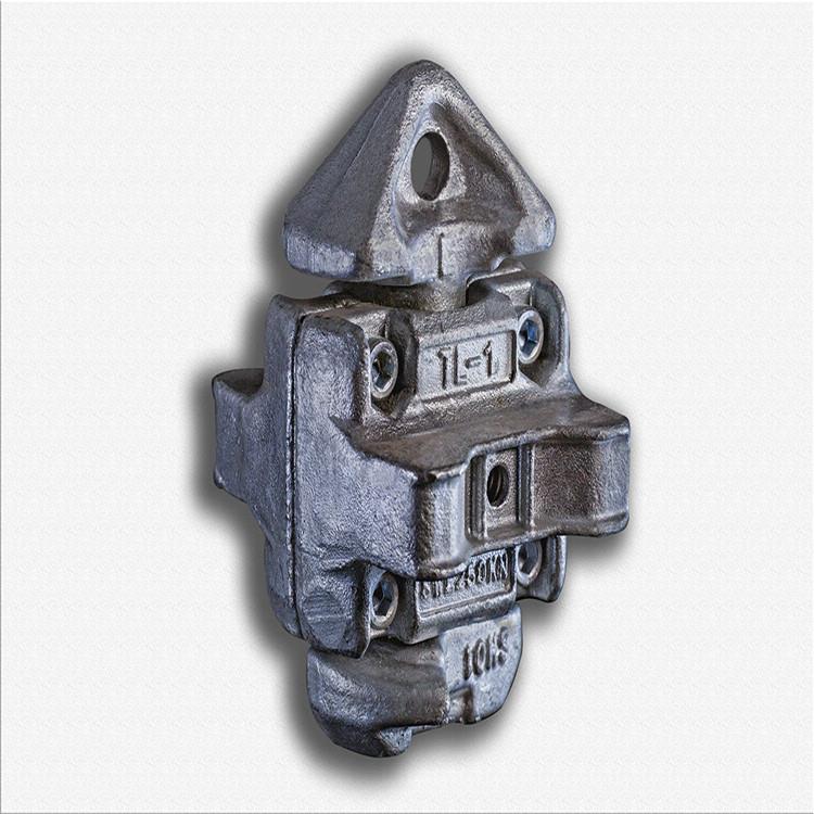 津滨华星中间锁集装箱上