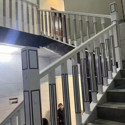 定制实木楼梯扶手立柱/工程扶手/室内室外扶手玻璃阳台飘窗护栏