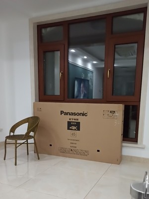 松下 TH-65HX560C怎么样?亮线砸了拆来评测下