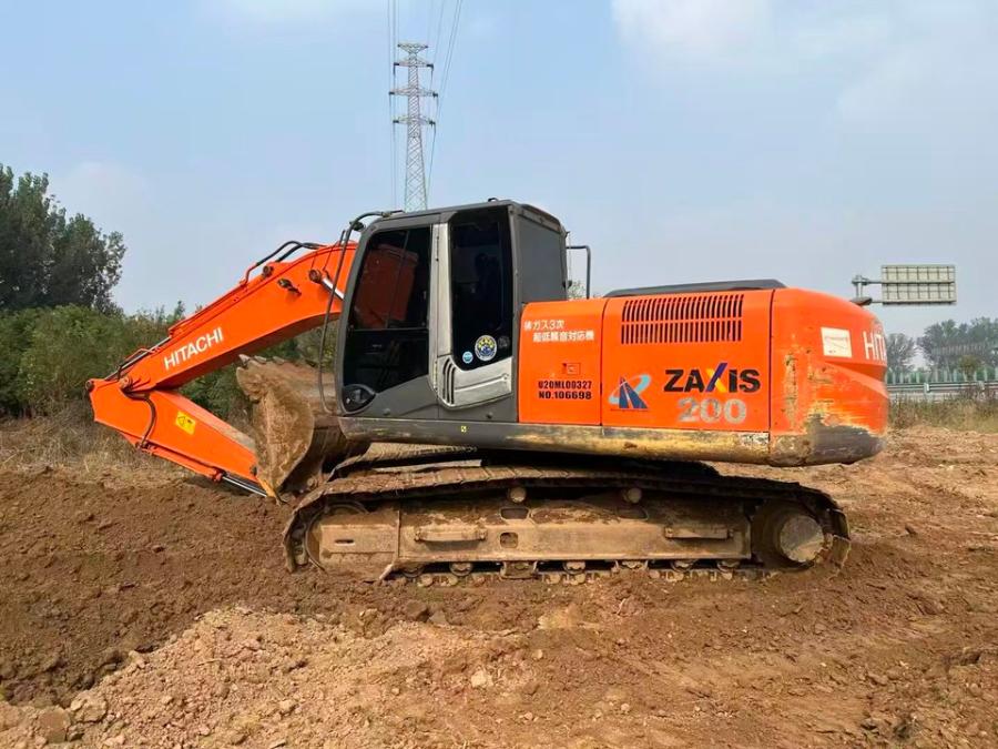 11月13日北京日立200挖掘机网络拍卖公告