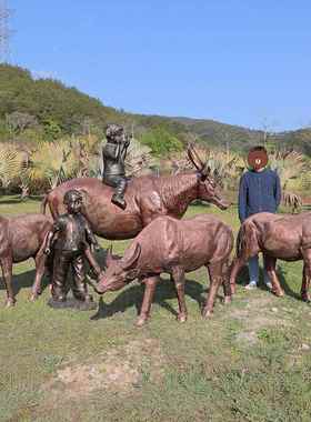 仿真毛感奶牛玻璃钢黄牛水牛摆件户外仿铜牛雕塑公园绿地草坪装饰