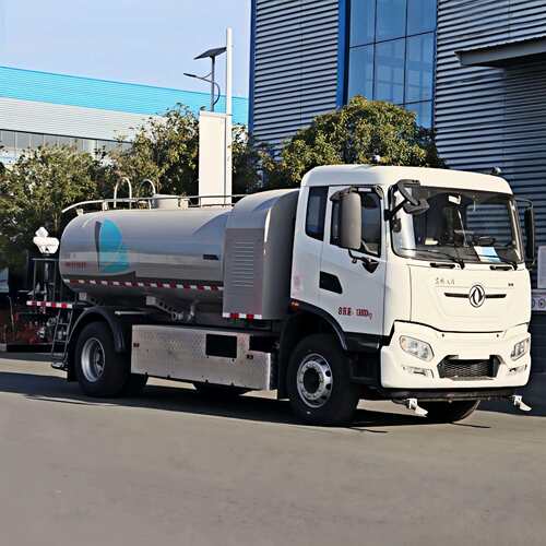 东风天锦纯电动清洗洒水车 干湿两用环卫扫路车 道路清扫车出口