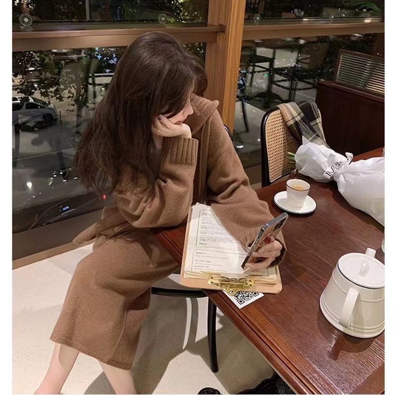 新款法式秋冬装小香风针织纯色日韩休闲连帽连衣裙两件套装女潮w8