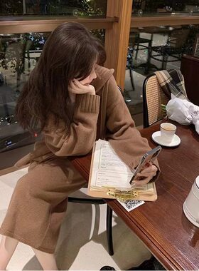 新款法式秋冬装小香风针织纯色日韩休闲连帽连衣裙两件套装女潮w8