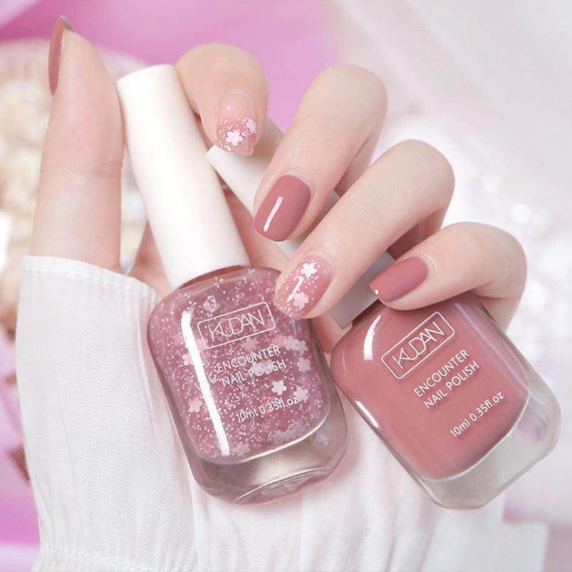 屈臣氏亮片指甲油女孩免烤持久快干无毒无味水性可撕拉儿童裸色纯,彩妆/香水/美妆工具,指甲油,淘宝优惠券,粉丝福利购,淘宝优惠卷