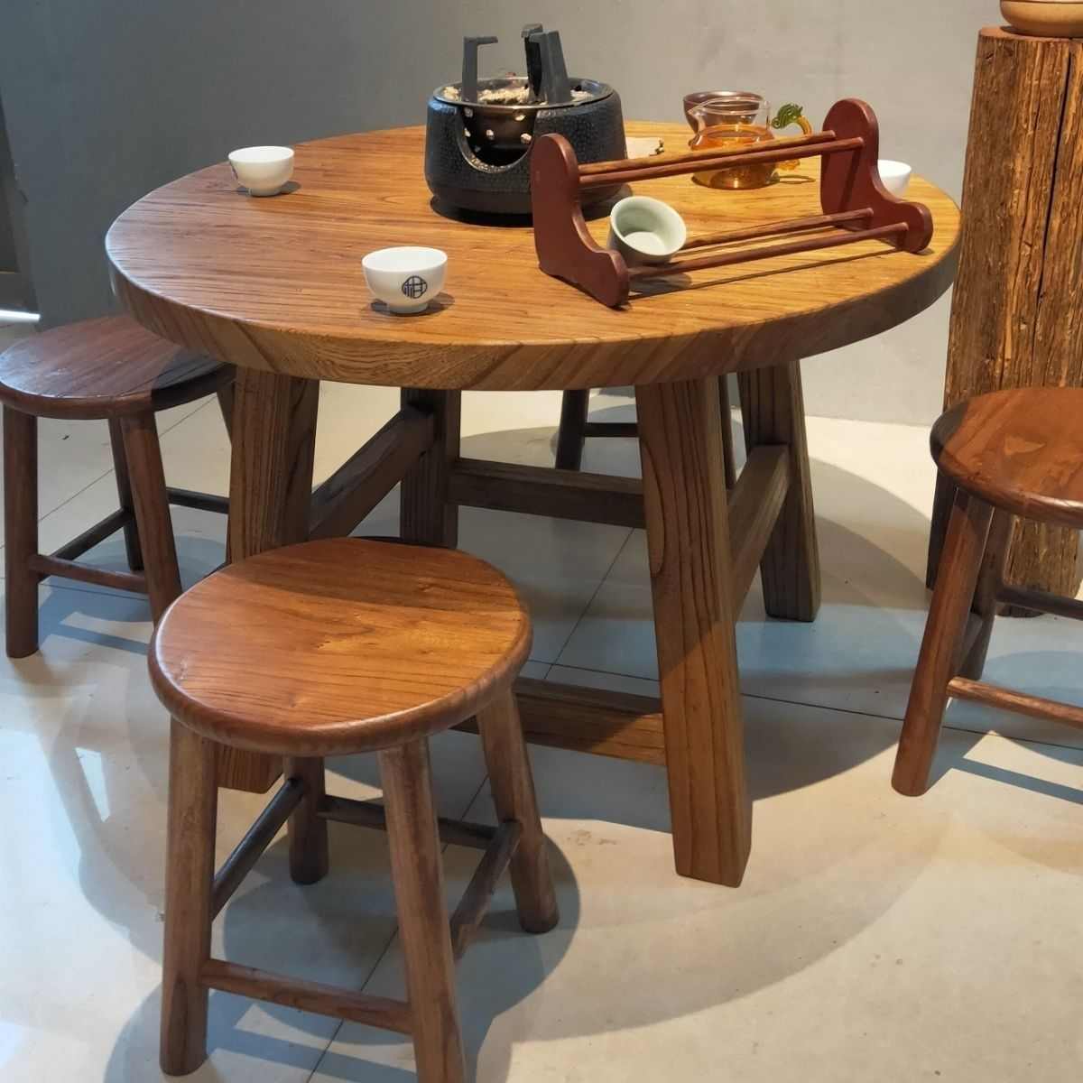 老榆木圆桌小茶桌圆形餐桌阳台家用民宿实木圆桌定制户外桌子