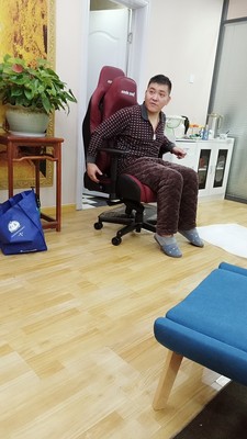 安德斯特电竞椅怎么样?真实体验曝光，不看后悔？