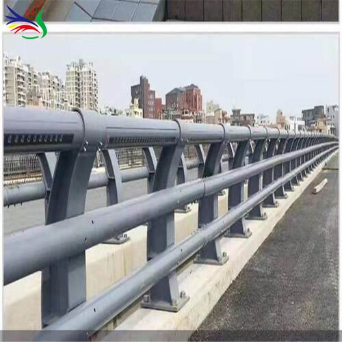 Q345B防撞护栏立柱 大型桥梁护栏 河道公路两侧栏杆 桥梁防撞护栏