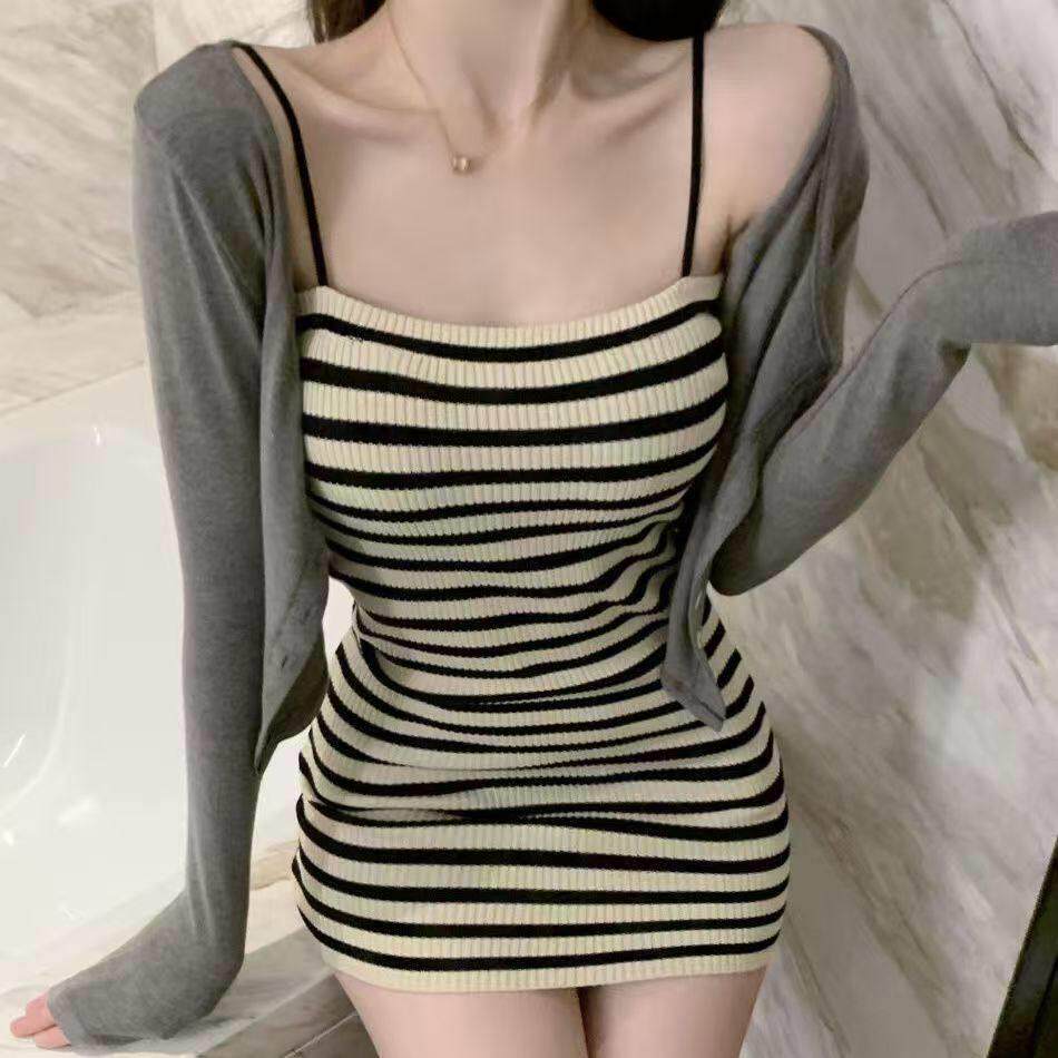 辣妹条纹吊带洋装女夏季新款灰色针织开 衫修身显瘦包臀短裙套装