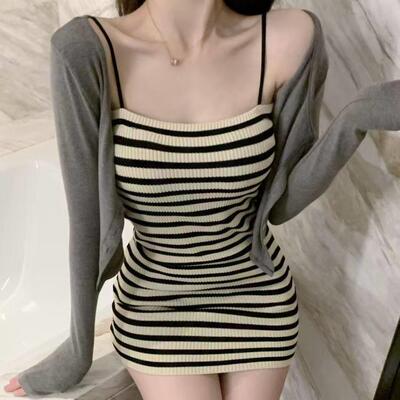 辣妹条纹吊带洋装女夏季新款灰色针织开 衫修身显瘦包臀短裙套装