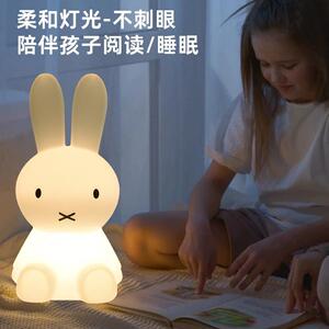 太阳能户外发光兔子灯外氛22围地灯草地动物灯防园庭室林院水装饰