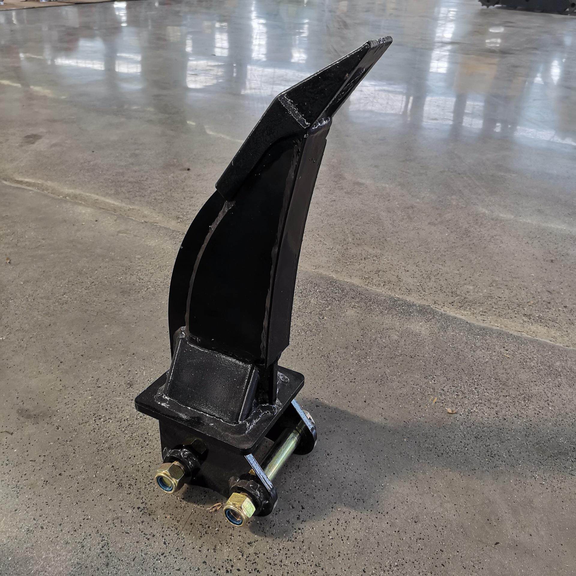 小型挖掘机履带式挖掘机属具农用林业抓木器耙子旋坑钻