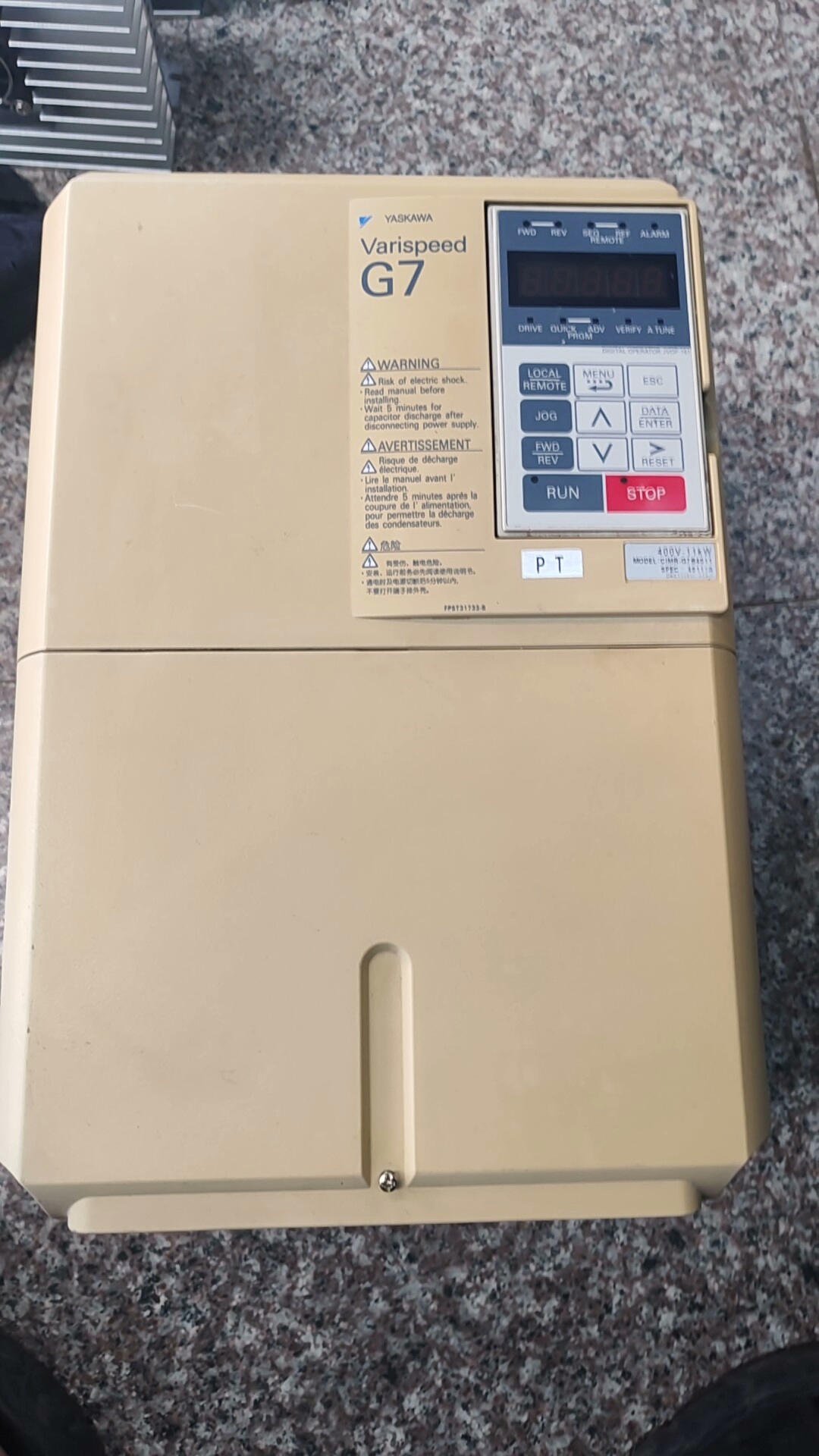 安川变频器 CIMR-G7B4011