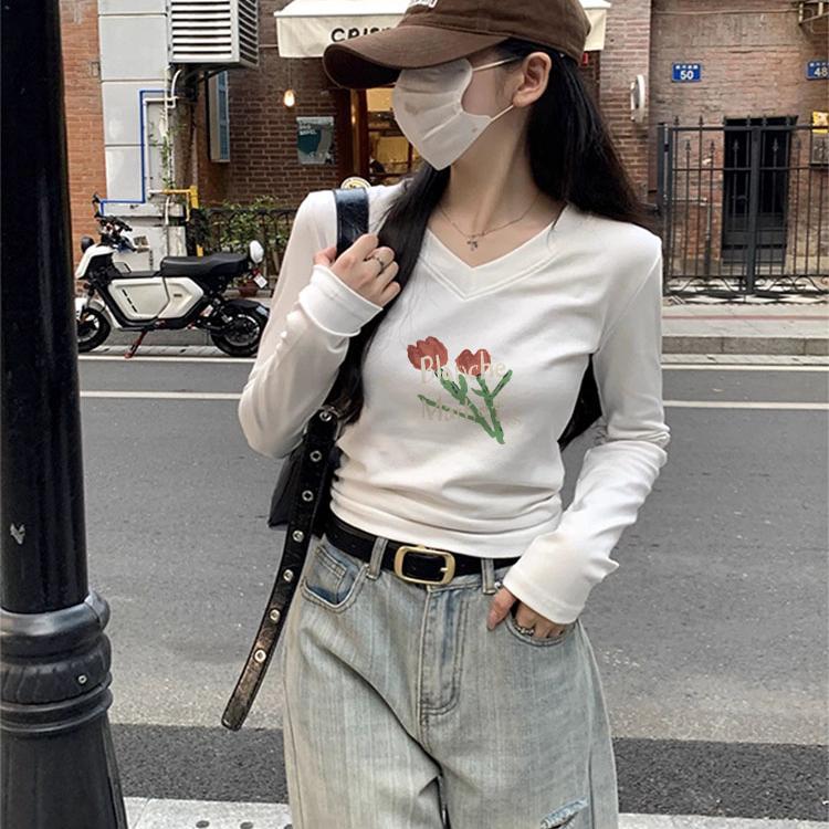 极速美式复古白色正肩V领纯棉长袖t恤女2026新款春季修身显瘦短款