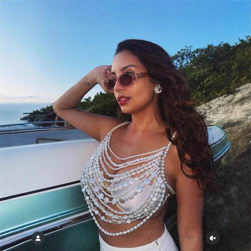 Women's jewelry chest chain handmade pearl hollow bra body