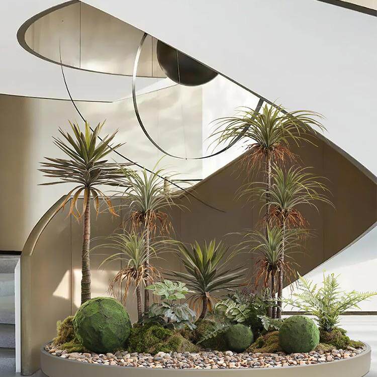 网红大型仿真植物造景室内景观植物楼梯下造景装饰假树盆栽设计