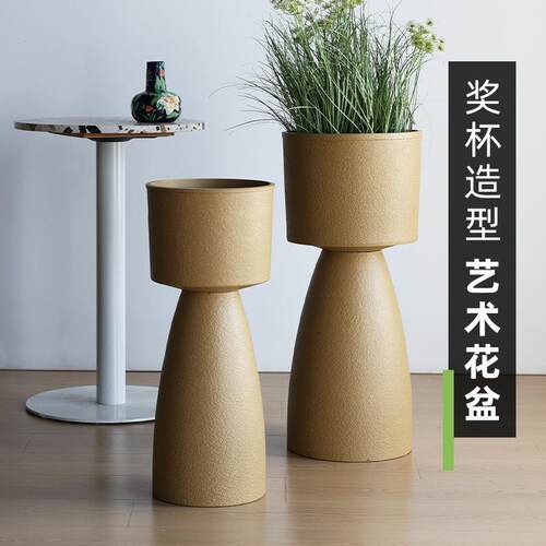 高款火炬头塑料花盆万圣节圣诞节室内外装饰花盆高筒高款树脂花盆