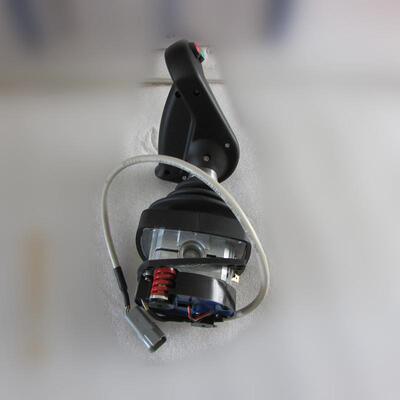 供应徐工XP265KS--803690102-V24RP2B23-2D-R+Z-E3081-CA总线手柄