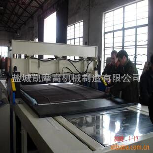 鞋 地毯无纺布布料制鞋 机配件 地板材料 双边自动送料裁断机