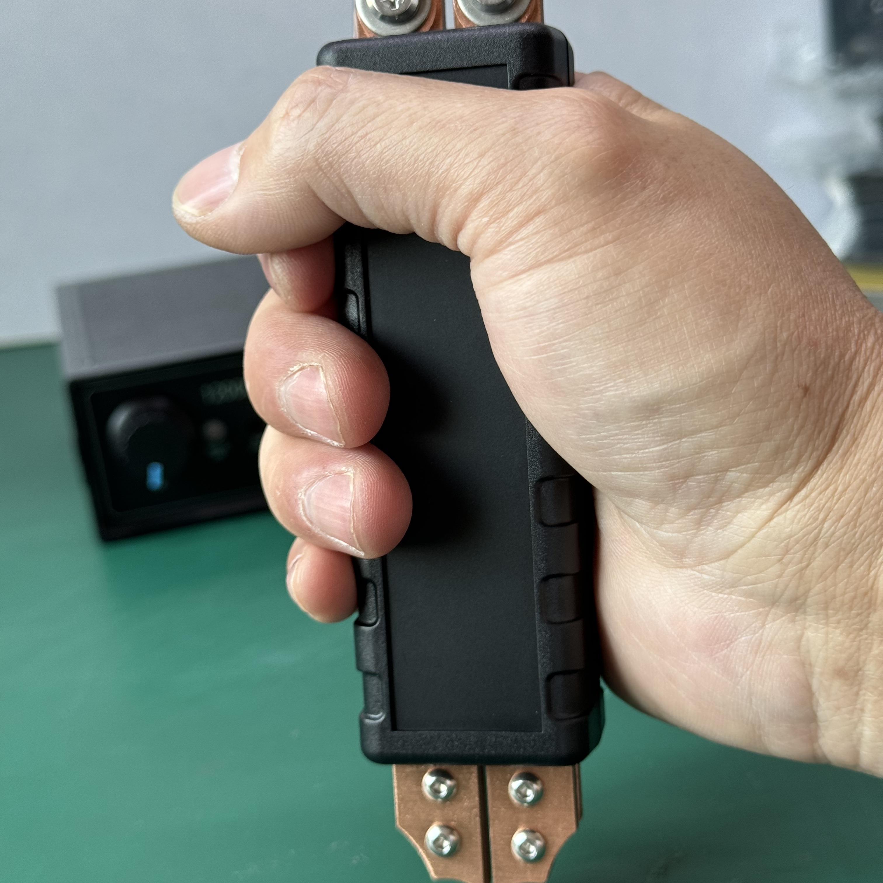 锂电池点焊机18650组装工具DIY维修手持式小型大功率便捷式家用机