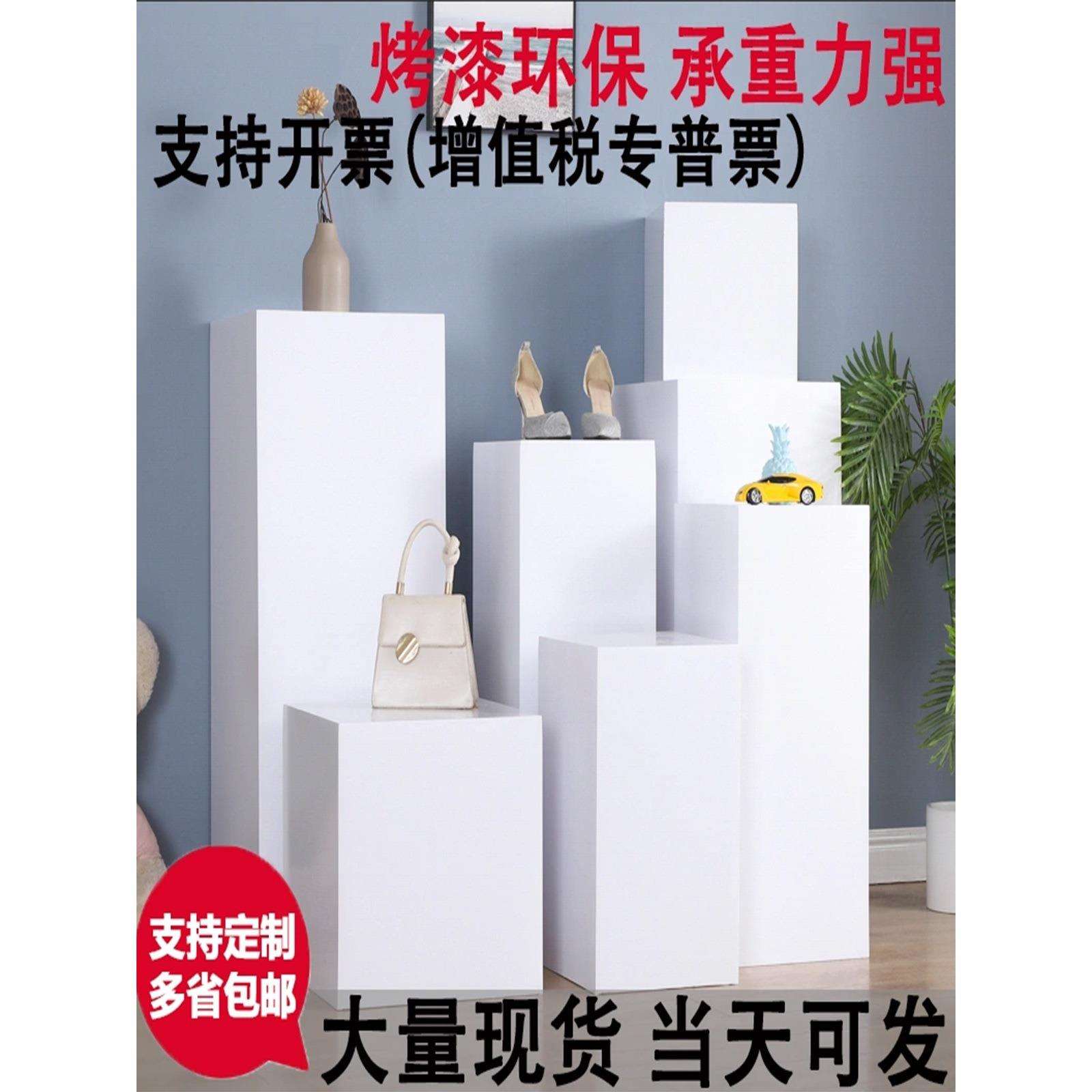 木质烤漆白色展台设计商业会展精品展柜展示台商用女装店桌子展台