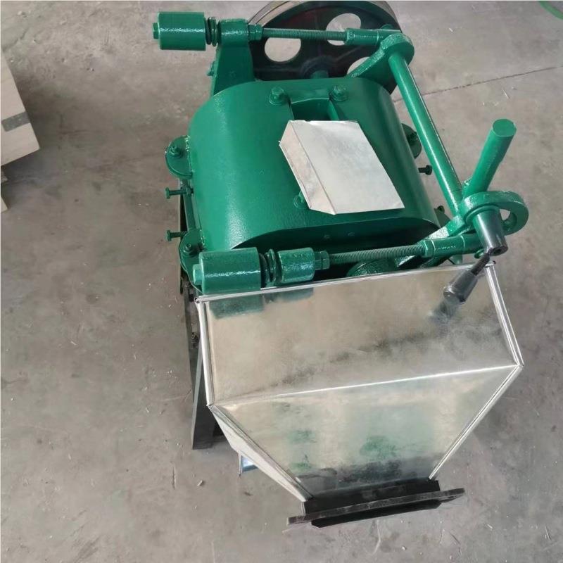 家用麦型燕大麦麦小挤扁机谷黄豆鹰嘴豆TF12-20对辊式挤扁机五杂