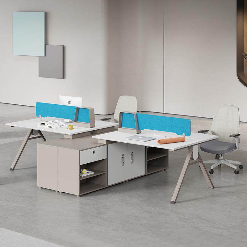 职员办公桌椅组合创意2/4人位写字楼员工桌简约现代办公室财务桌