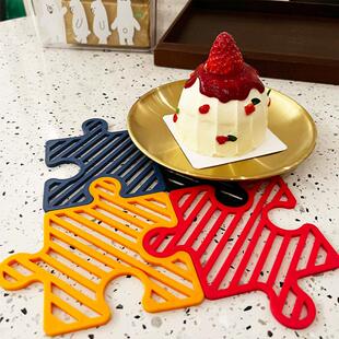 Puzzle-style heat-insulating mats, creative interlocking pla