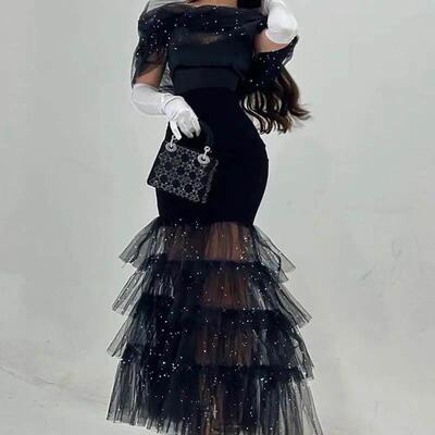 Wrapped buttocks, waist, waist, black artistic mesh, sequin