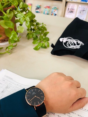 dw手表怎么鉴别真假全是干货不看后悔了?