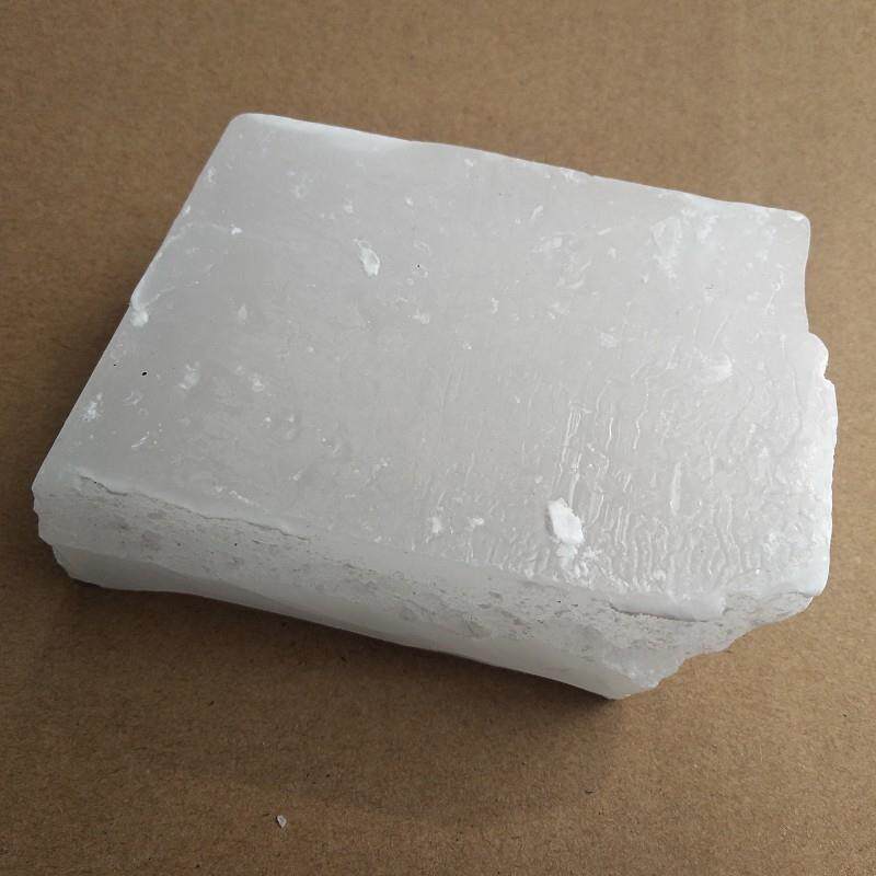 现货 炼化58号半精炼 工业块状白蜡烛diy抛光原材料 石蜡散卖
