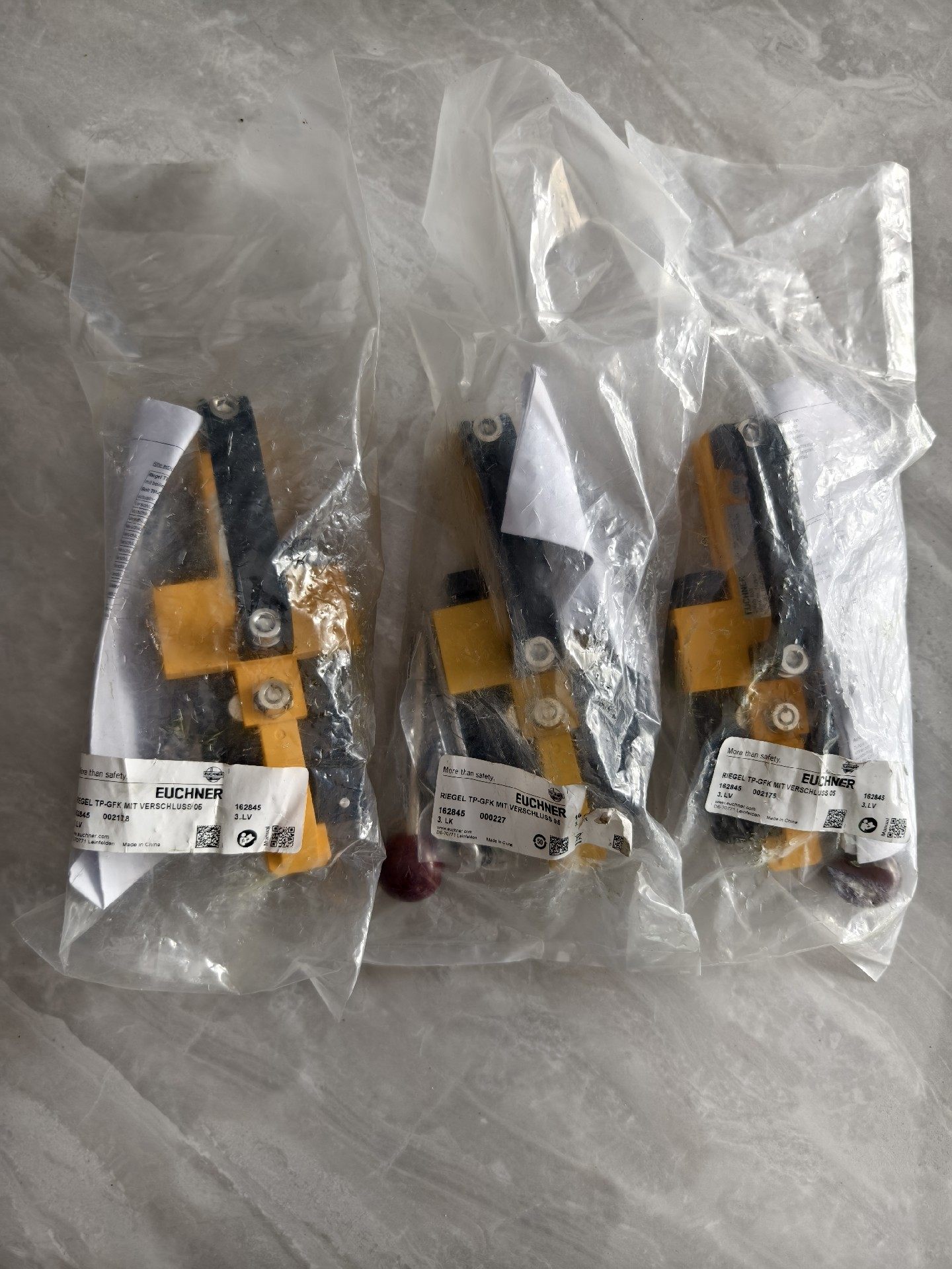 安士能 门锁RIEGEL TP-GFK MIT VERSCH