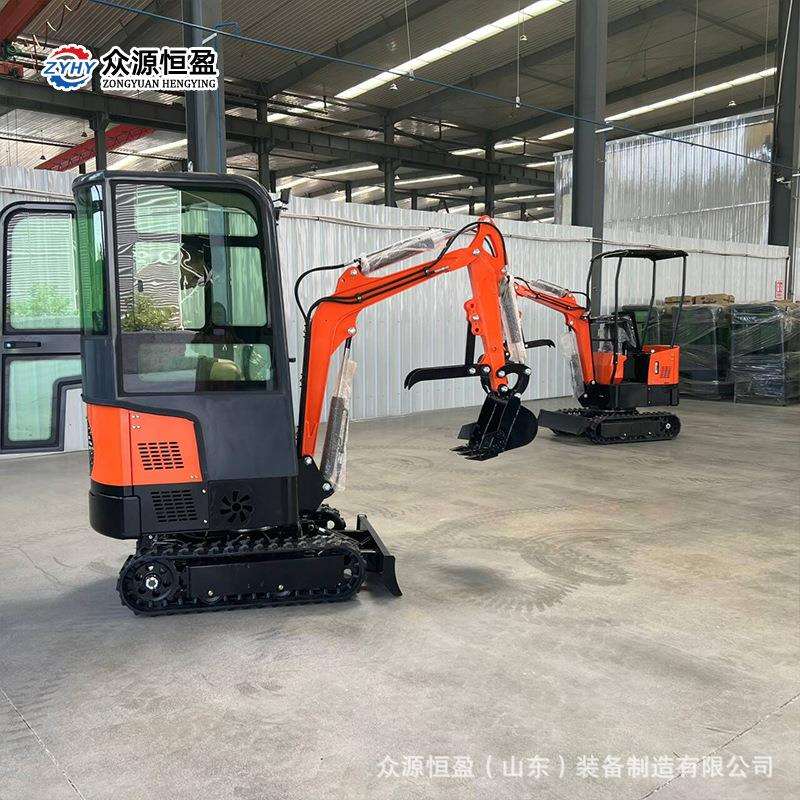 家用小挖机1吨小型挖掘机出口意大利 迷你10型履带式微型挖土机