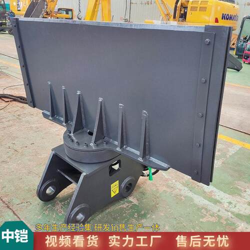 中铠挖机属具平板式刮板机 拉煤车辆车厢刮平机 火车厢物料刮平机
