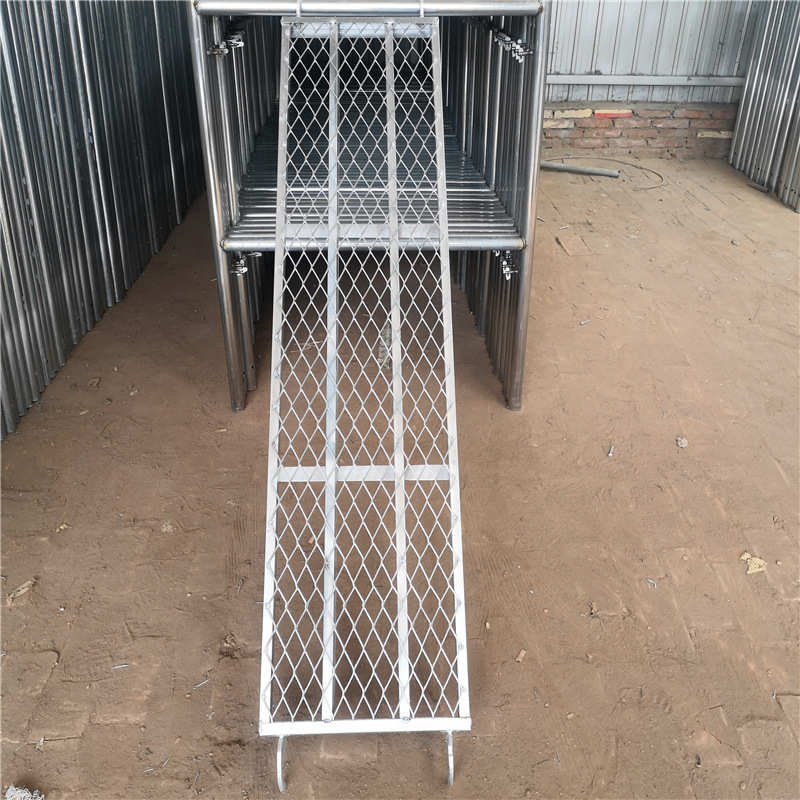 踏板踏板跳板生产钢厂家  脚手架冲盘扣镀锌孔板移动钢脚手架