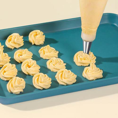 Disposable Piping Bag and Nozzle Set for Home Baking, Comple